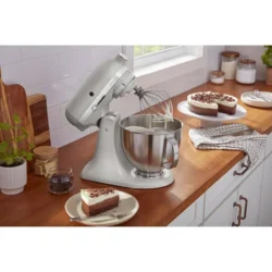 Series 5 Quart Tilt-Head Stand Mixer with Premium Touchpoints - Image 6