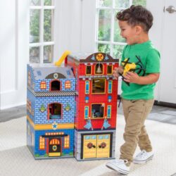 KidKraft Everyday Heroes Wooden Foldable Playset with 35 Pieces - Image 4