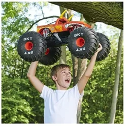 Monster Jam, Official Mega Grave Digger All-Terrain Remote Control Monster Truck with Lights - Image 3